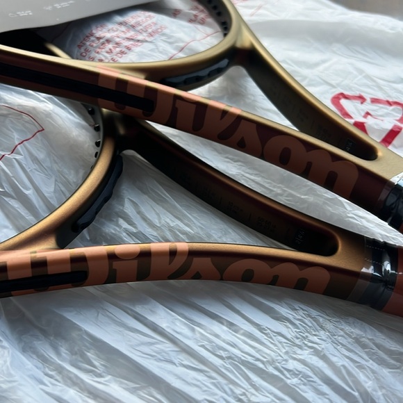 NWT Set of Wilson Pro Staff X v14, Grip 2 - Picture 2 of 16